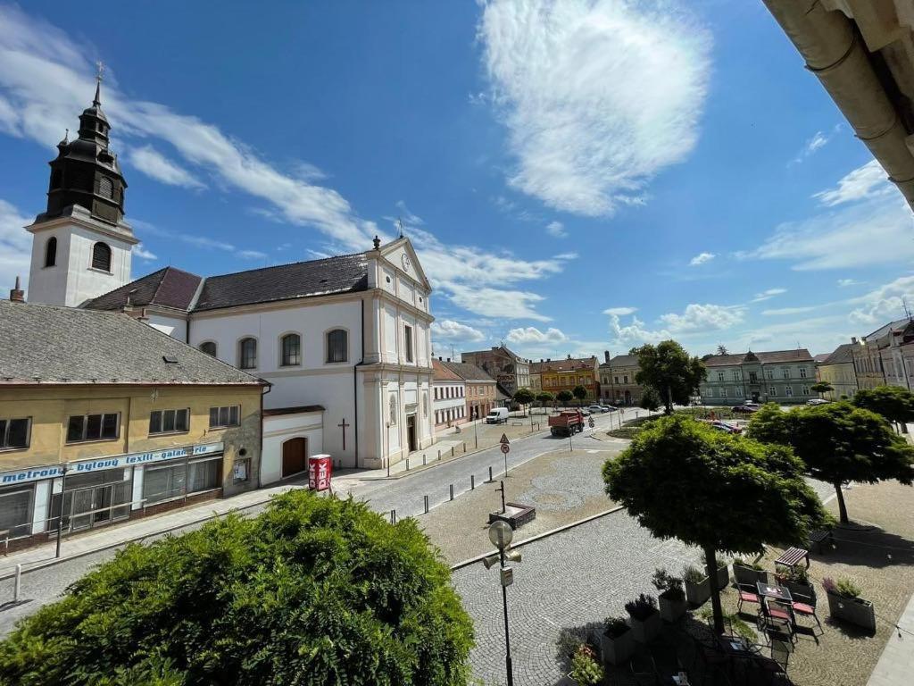 Hotel Relax21 Uhersky Ostroh Exterior foto