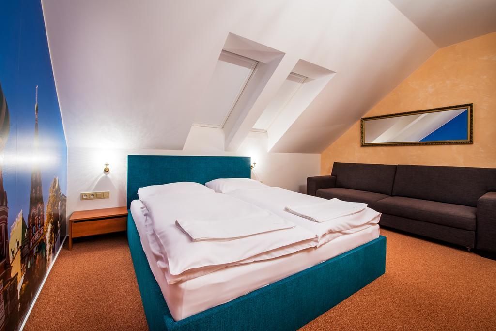 Hotel Relax21 Uhersky Ostroh Zimmer foto