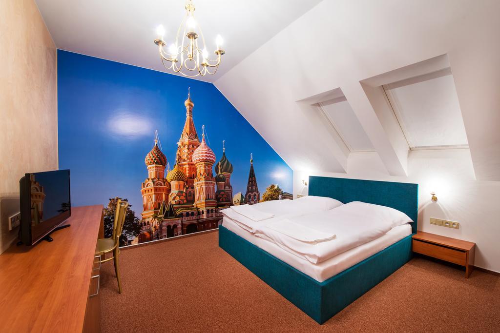 Hotel Relax21 Uhersky Ostroh Zimmer foto