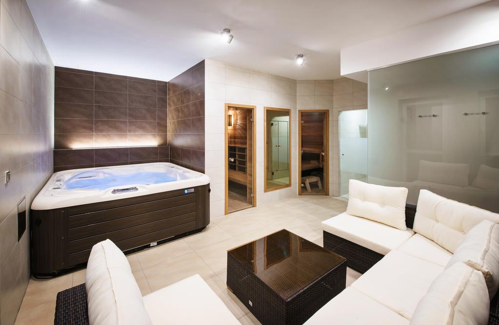 Hotel Relax21 Uhersky Ostroh Exterior foto
